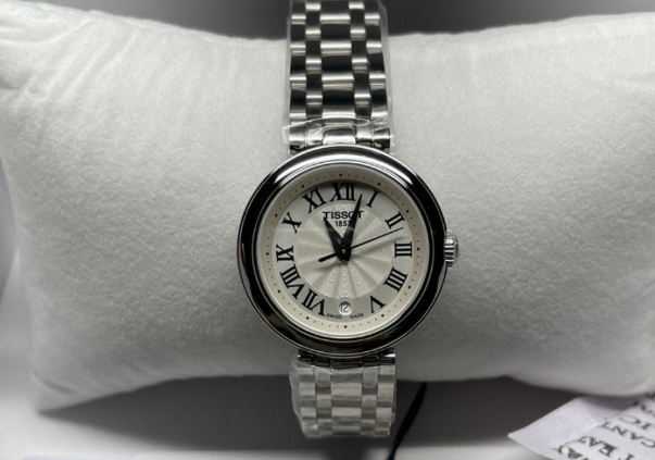 怎樣可以避免天梭手表表帶卡扣掉色?(圖) 怎樣可以避免天梭手表表帶卡扣掉色?(圖)