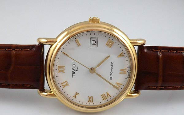 天梭表殼破裂解決方法盤點（緊急修復與保養指南）